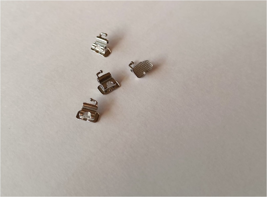 Bondable molar U2 L1 tube